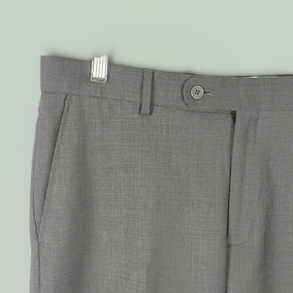 Saks Fifth Avenue Other - Saks Fifth Avenue Dress Pants Mens 34 Gray Solid Modern Professional MT7377BK